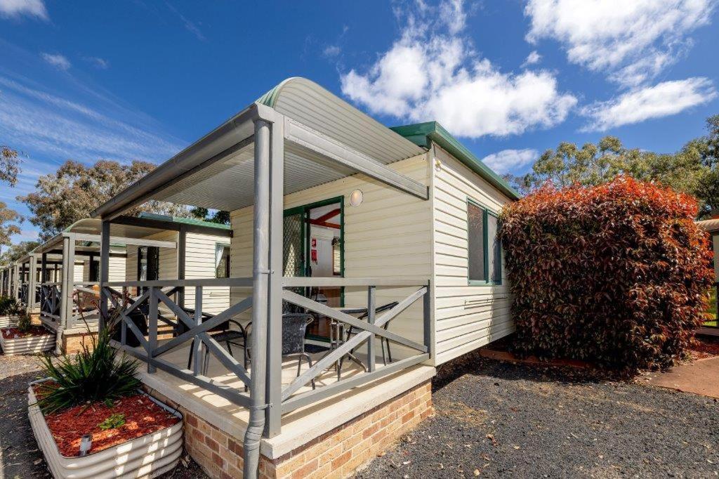 Big4 Mudgee Holiday Park Стая снимка