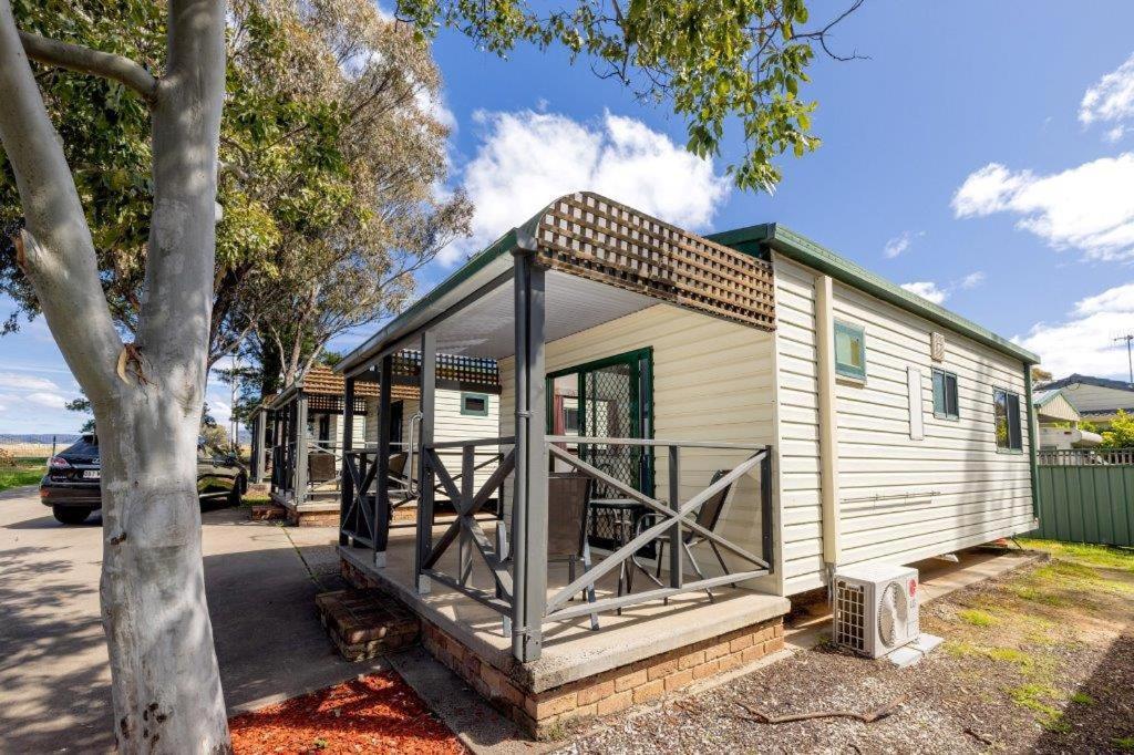 Big4 Mudgee Holiday Park Стая снимка